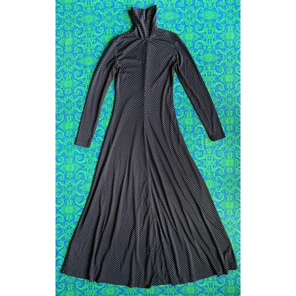 70’s Joy Stevens Turtle Neck Maxi Dress
Size: vintage 5/6 - Picture 14 of 14